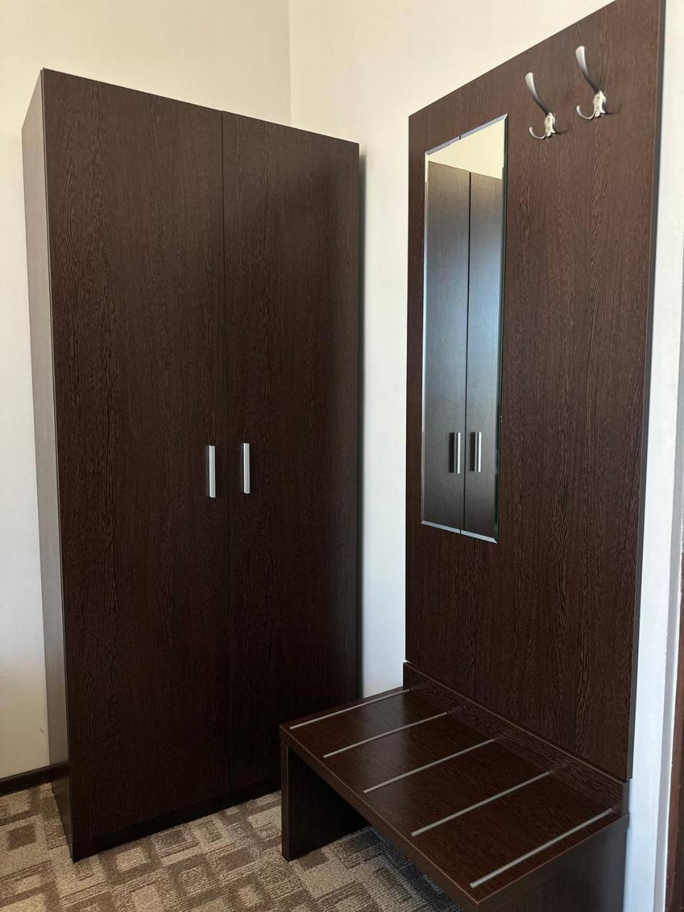 Tanzharyk Hotel アクトベ エクステリア 写真