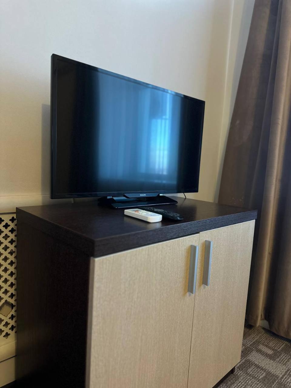 Tanzharyk Hotel アクトベ エクステリア 写真